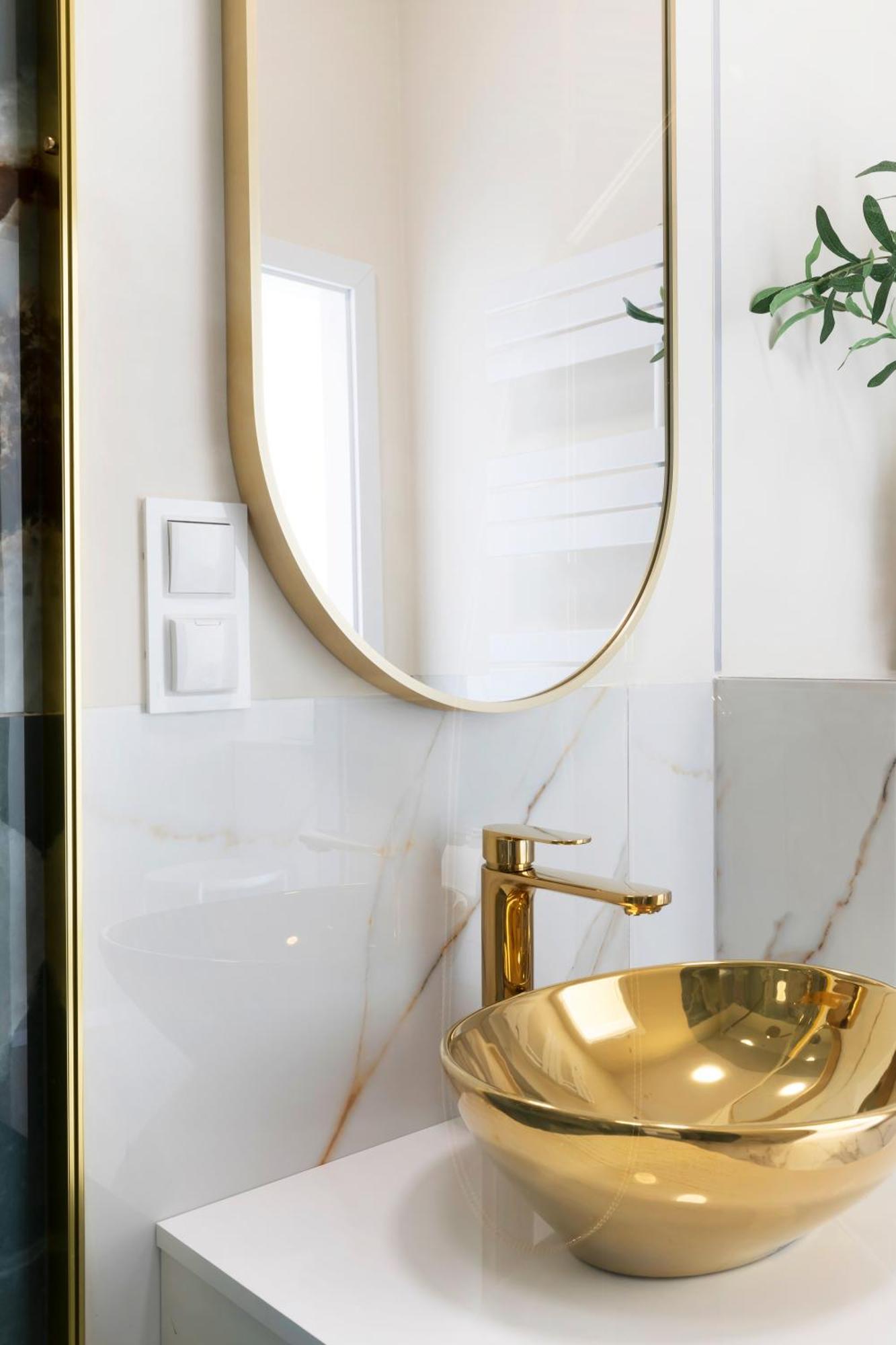 Golden Apartment - Premium Apartment At Old Town กดัญสก์ ภายนอก รูปภาพ